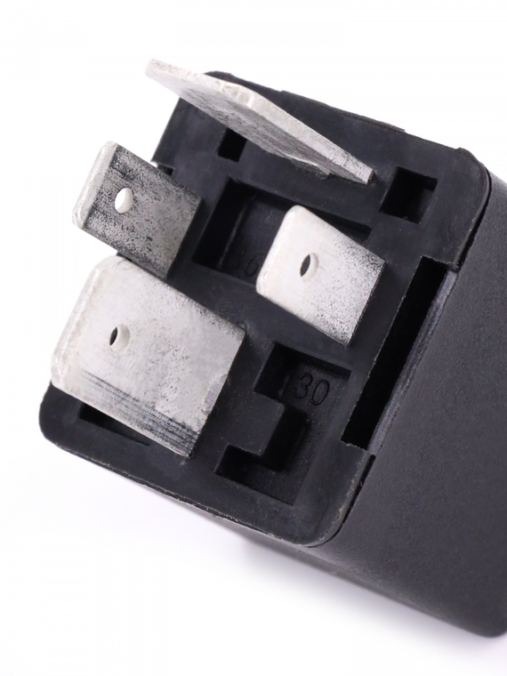 Реле стартера Г-3302,3110,УАЗ (70А 12V) (711.3747-02) (4-х контактное с кронштейном) VOLTON