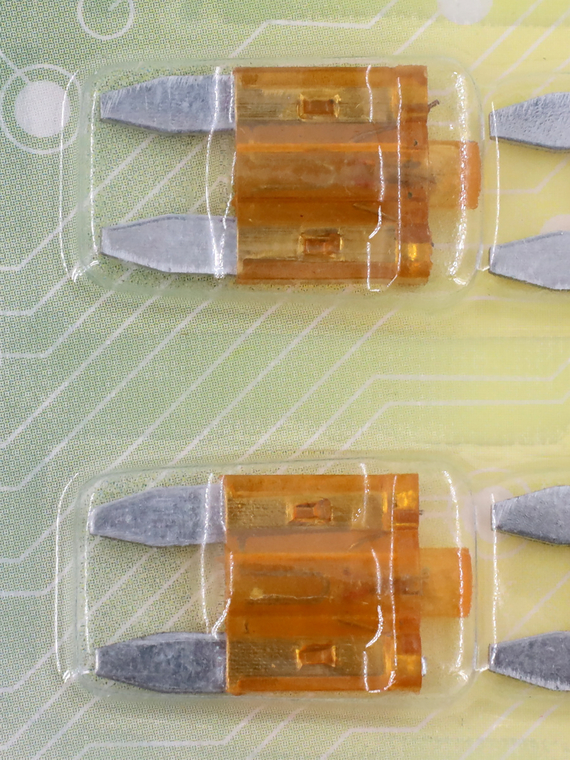 Предохранитель 5 А MINI с индикатором LED  