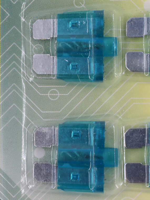 Предохранитель 15А NORMA с индикатором LED 