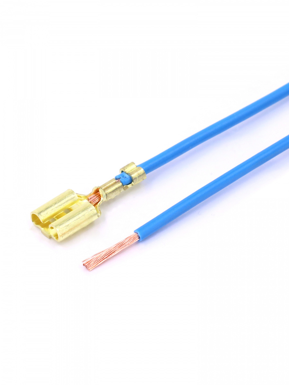 Контакт гнездовой серии 6.3, обжатый с проводом 1,0 кв. мм.(разъем мама)