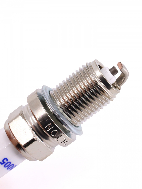 Свеча зажигания VOLTON KIA/ MAZ/ NIS PEU REN VOL SUZ CIT /ROVER