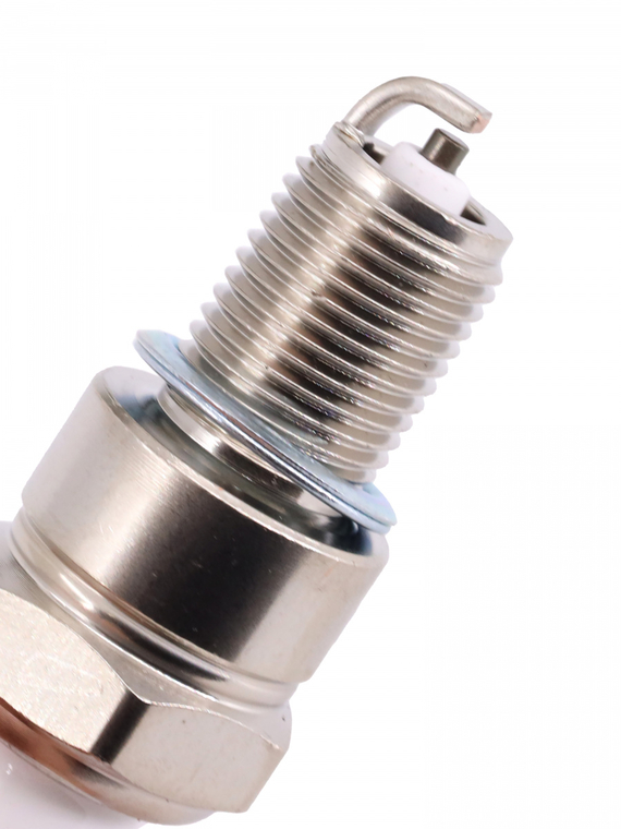 Свеча VOLTON ВАЗ-2101-2107, 2108, 2110, 21213, ЗАЗ 1102 ( и/з 0,7, БСЗ) без резистора