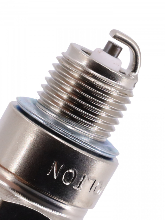 Свеча VOLTON ГАЗ-31029, 3110, 3302, УАЗ 3151 (для двиг. ЗМЗ-402 и мод., АИ-92)