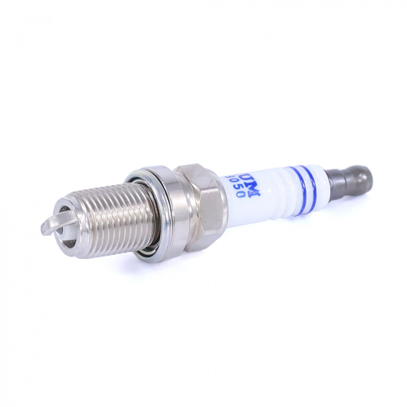 Свеча VOLTON IRIDIUM  A3 (8L1) 1.8T / A4 (B5)(B6)(B7) 1.8T, Golf IV 1.8T / Passat (00-05) 2.0, 1.8T