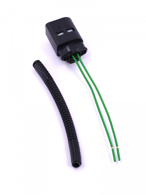 Разъем реле генератора 1117,1118,1119, для поворот. и габаритных огней (Scania, Volvo, Man), с проводами